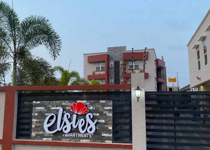 Luxury Two Bedroom Apartment Accra