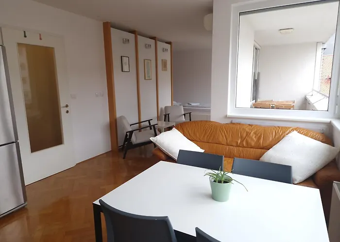 Heart Of Ljubljana With Free Parking Apartment