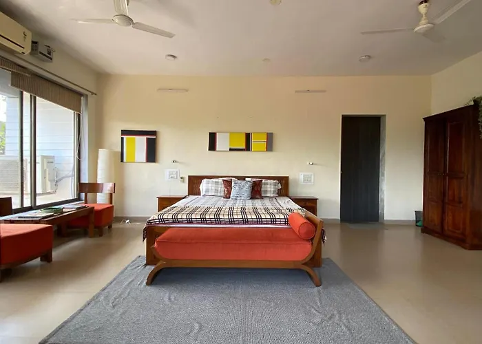 Bodi Villa- Mountain View With Pool Karjat