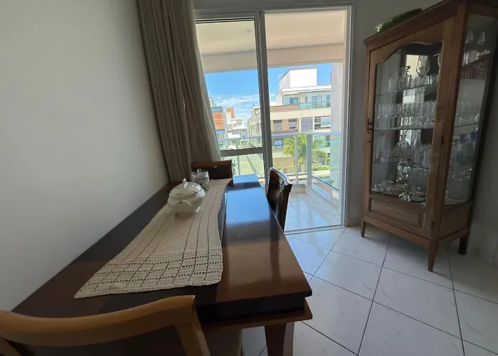Apto Confortavel - 150 Metros Da Linda Praia Novo Campeche Florianopolis
