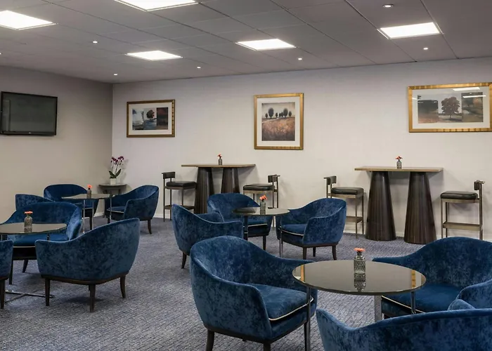 Renaissance London Heathrow Hotel Harlington 