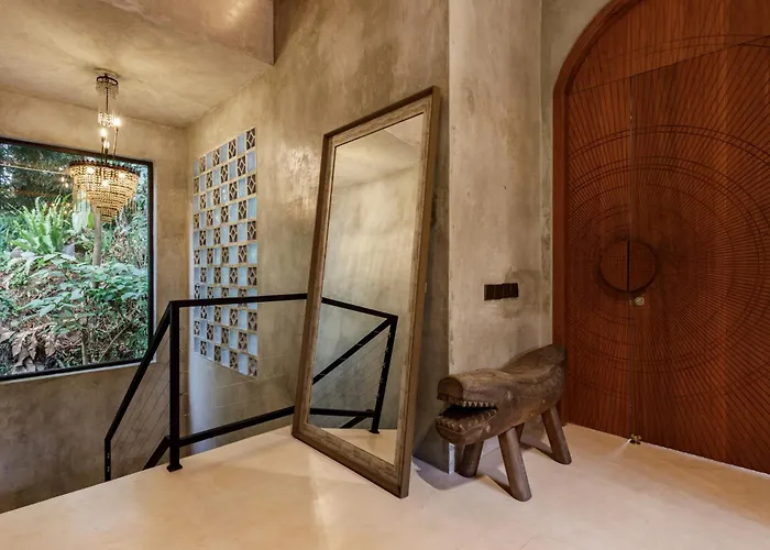Bamboolina Villa - Jungle Retreat With River Access Ubud 