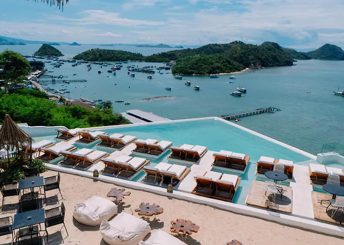 Loccal Collection Hotel Komodo Labuan Bajo