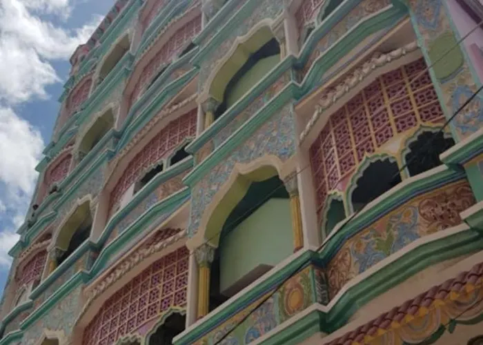 Shikary'S Palace Near Charminar Hyderabad