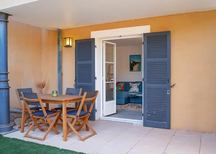 Charming Apartment In Le Clos Des Sarments La Croix-Valmer