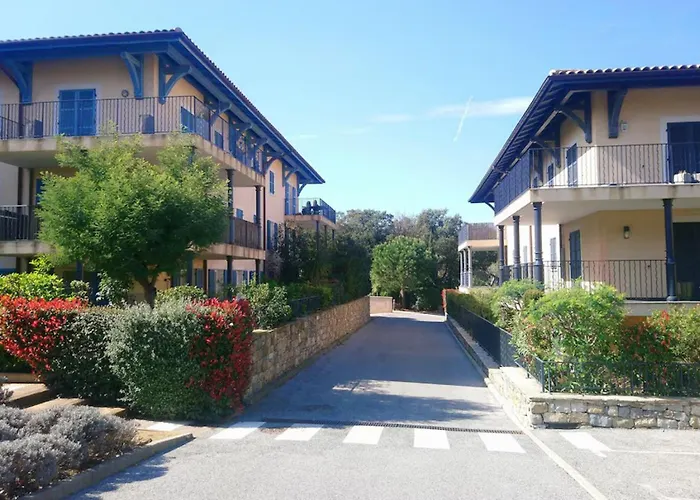Charming Apartment In Le Clos Des Sarments La Croix-Valmer