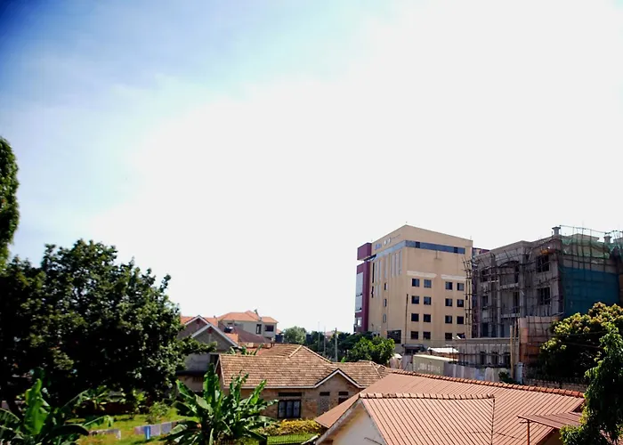 Home2Suite By Veronica Buziga, Munyonyo- Luxury With Netflix, Wi-Fi, & Free Parking Kampala