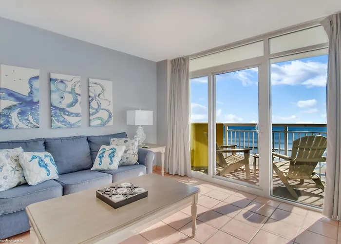 Updated 1 Bedroom Oceanfront Condo In Baywatch! Myrtle Beach