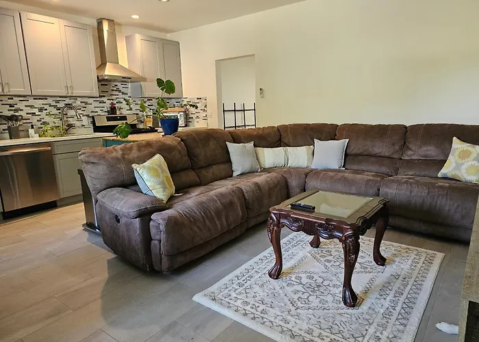 Cozy Home Away From Home Los Angeles