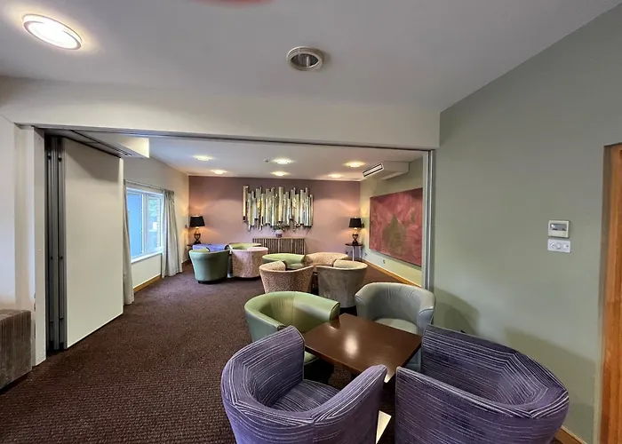 Cranfield Management Development Centre Hotel