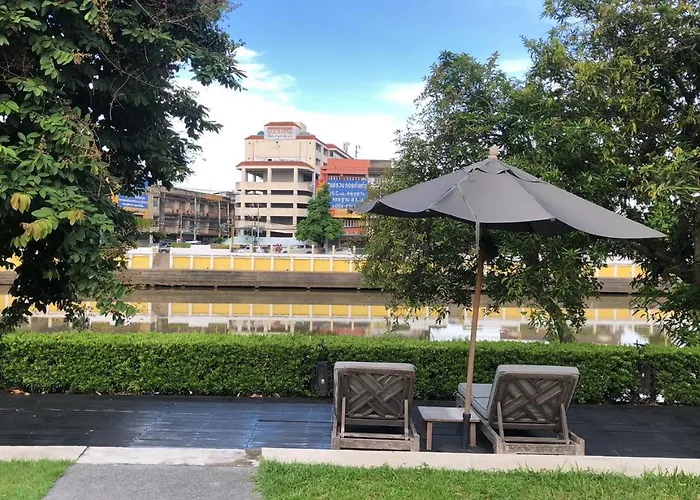 Hotel Ping Silhouette Chiang Mai