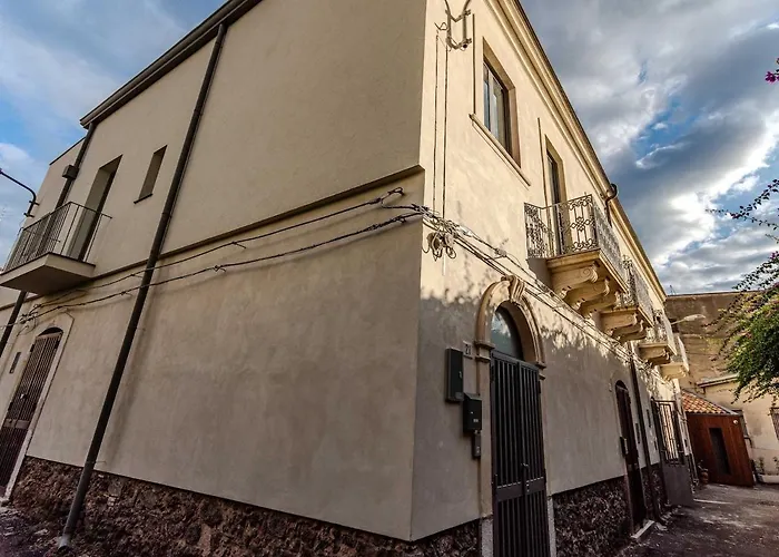 Casa Dell'Essenza Villa Catania