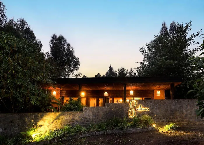 Sambora Kinigi Villa