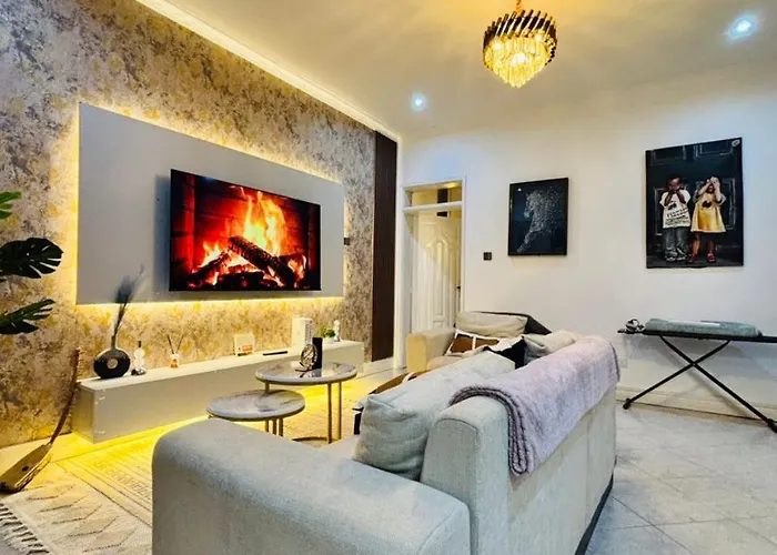 Home2Suite By Veronica Buziga, Munyonyo- Luxury With Netflix, Wi-Fi, & Free Parking Kampala
