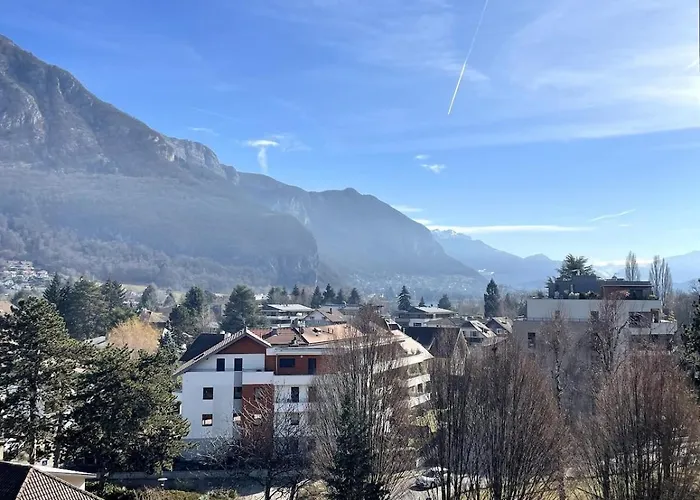 Chez Isabelle Et Florent - Logis Familial Du Lac Annecy