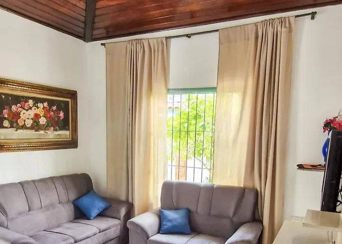 Casa Em Ubatuba, Bairro Tranquilo E Bem Localizado Ambiente Familiar Villa