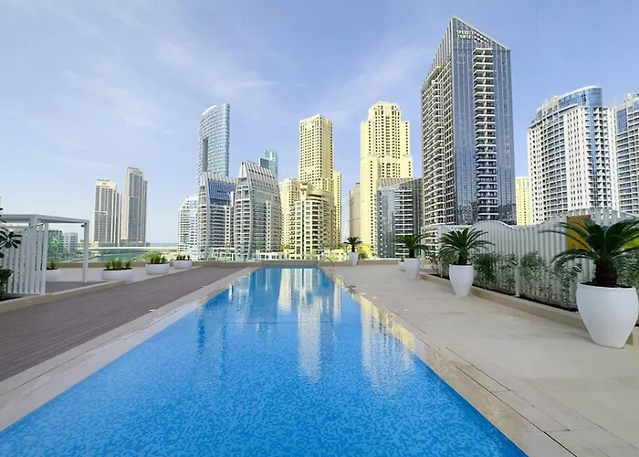 Deluxe 1Br Corner Suite With Marina Views Dubai