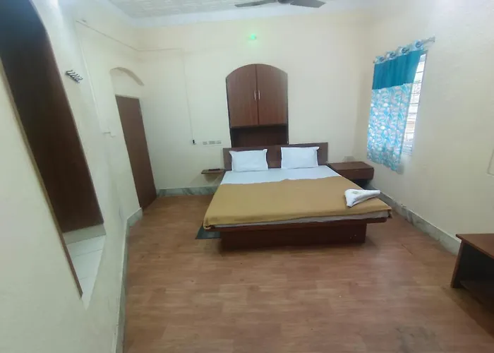 Dear Hotel Kolkata