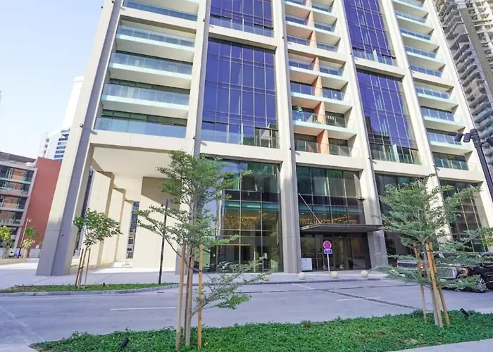 Bespoke Holiday Homes - Luxury 1Br In High Floor With Stunning Canal Views Dubai