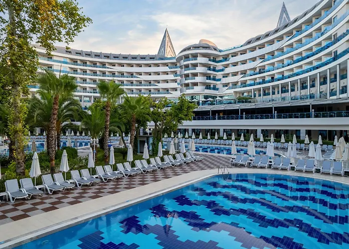 Botanik Platinum Hotel Okurcalar