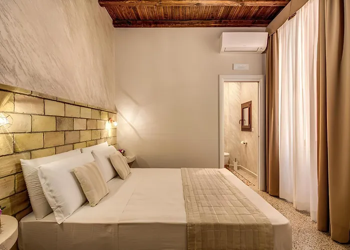 Colosseo Accomodation Room Guest House Rome
