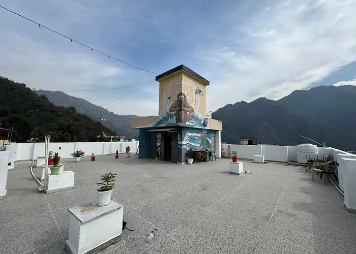Vedartha Trails Hostel Rishikesh