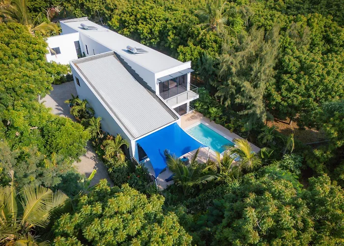 Coral Reef Villas Watamu