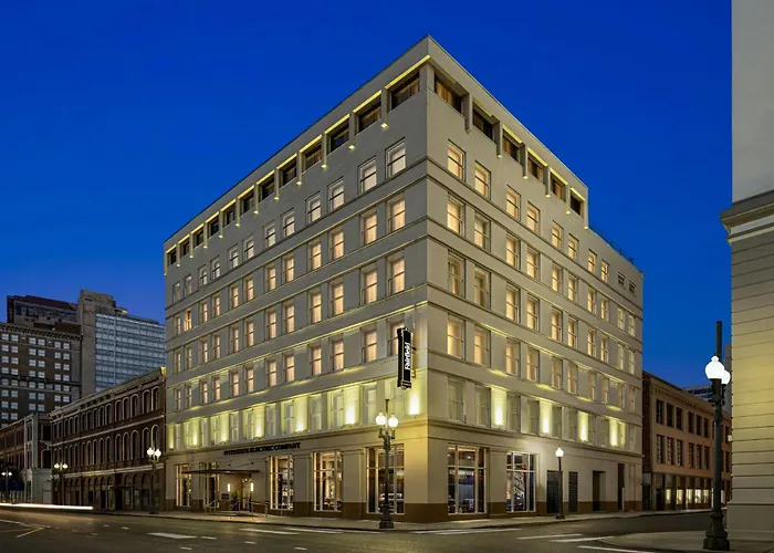 Fairfield By Marriott Inn & Suites New Orleans Downtown French Quarter Area