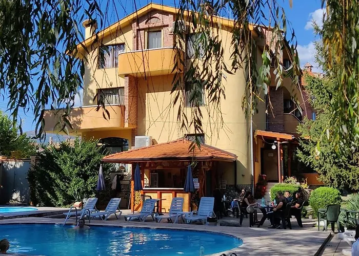 Family Hotel IV Velingrad