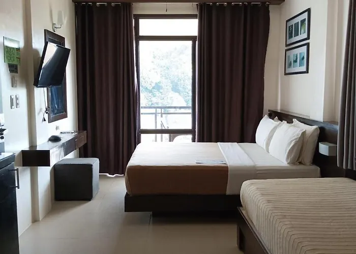 One Crescent Place Hotel Balabag 