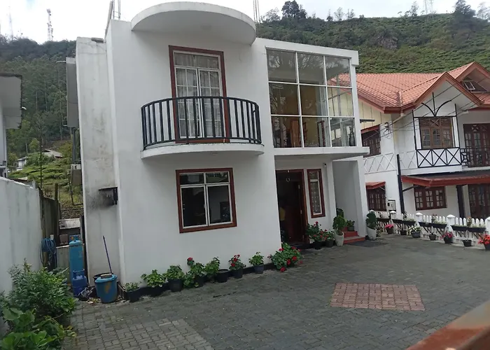 Summer Glow Guest - Nuwara Eliya