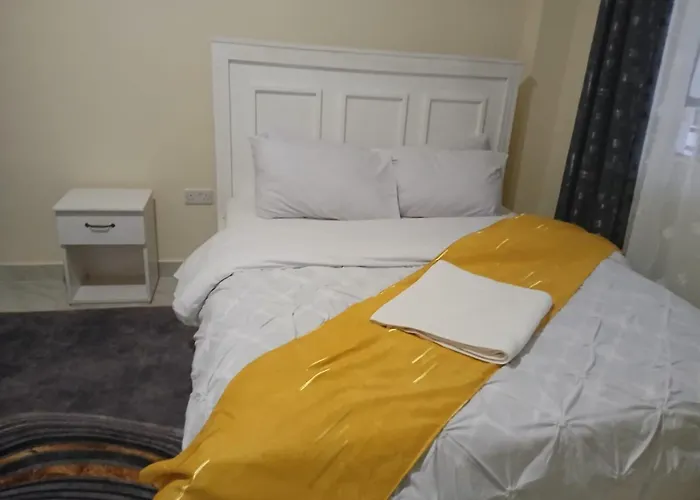 Modern 2 Bedroom With Master Ensuite & Mount Kenya Views - Nanyuki Cbd At Mg'S Mountain Nest