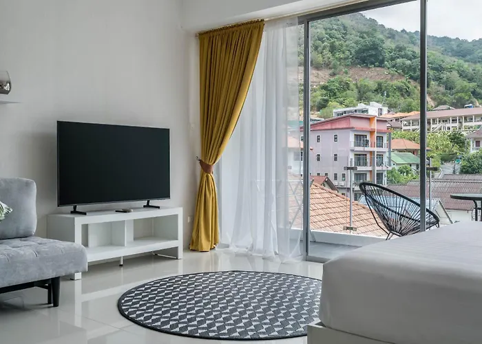 Chic Condominium By Redfox Hospitality Karon