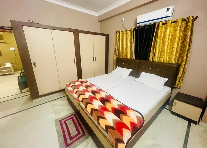 Prince Castle-4Bhk Apartment,Guesthouse Hyderabad