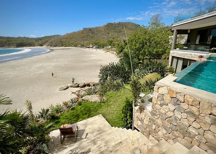 The Flamingo Experience - Beach Bunks San Juan del Sur