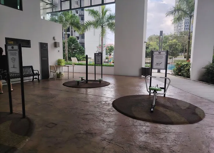 Greenfield Residence With Amazing Pool View And High-Speed Wi-Fi Petaling Jaya