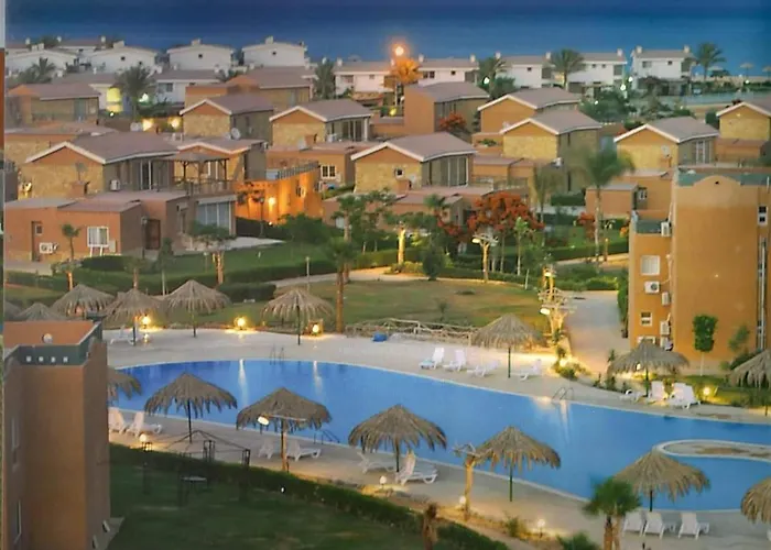 Jenylyn'S Chalet' Families Only' Ain Sukhna