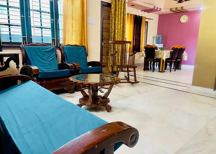 Prince Castle-4Bhk Apartment,Guesthouse Hyderabad
