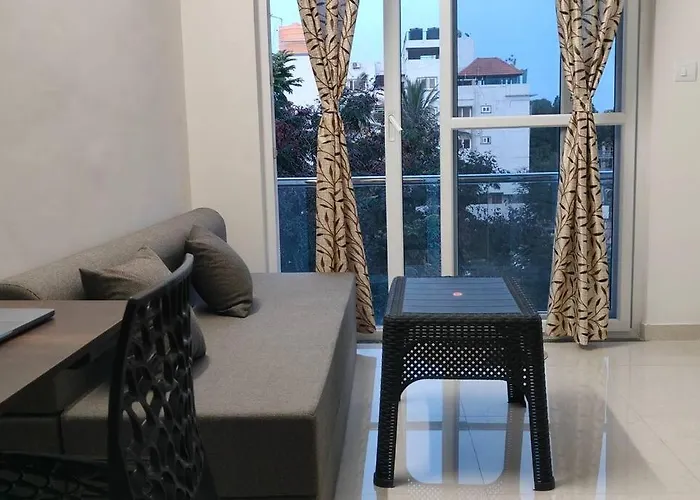 Compact Yet Beautiful 1Bhk 305 Apartment Bangalore
