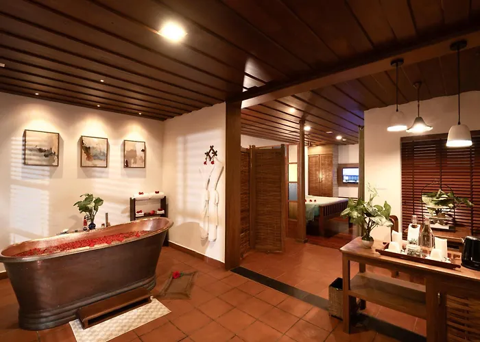 Spicetree Munnar Hotel Chinnakanal