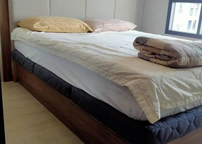 Cyber Carer Nsw Apartment Bangkok