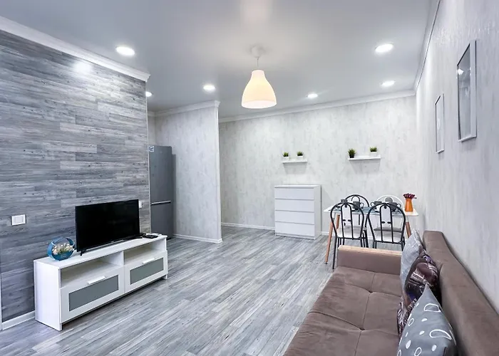 Комфортная Квартира С Видом На Город 115 Almaty