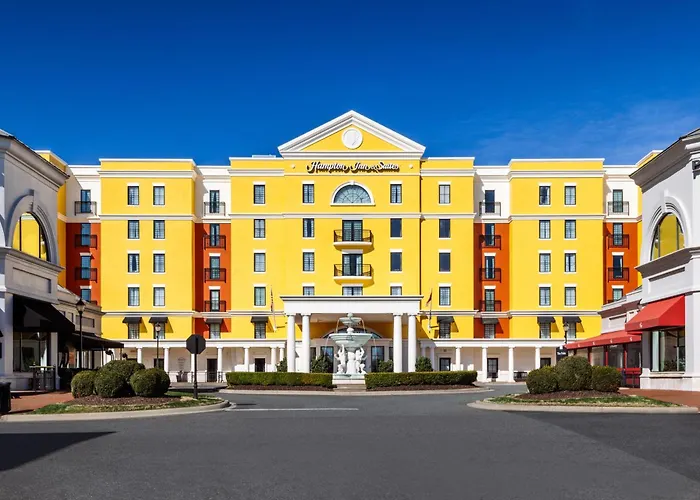 Hampton Inn & Suites South Park At Phillips Place Charlotte