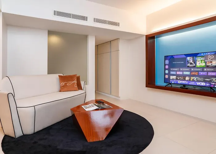 The Picasso Boutique Serviced Residences Managed By Hii Makati City