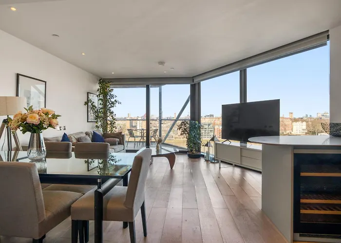 Battersea Power Station 2Br 2Ba River View London