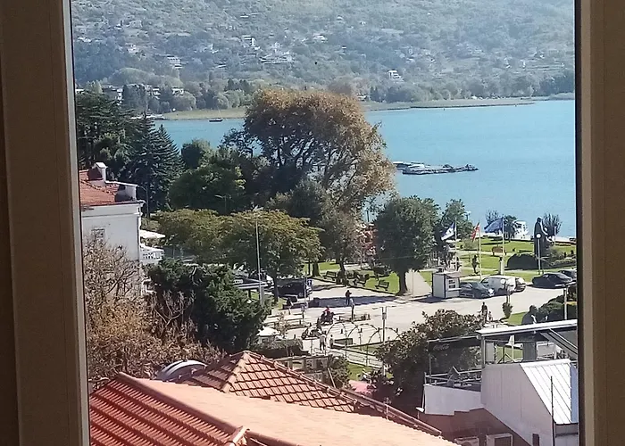 Villa Ohrid -"Lake View"