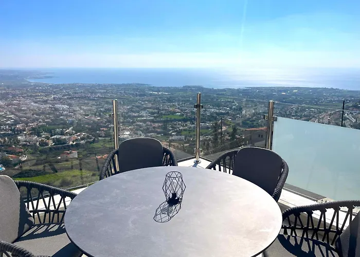 Stunning Sea View And Pool Villa - The View Peyia