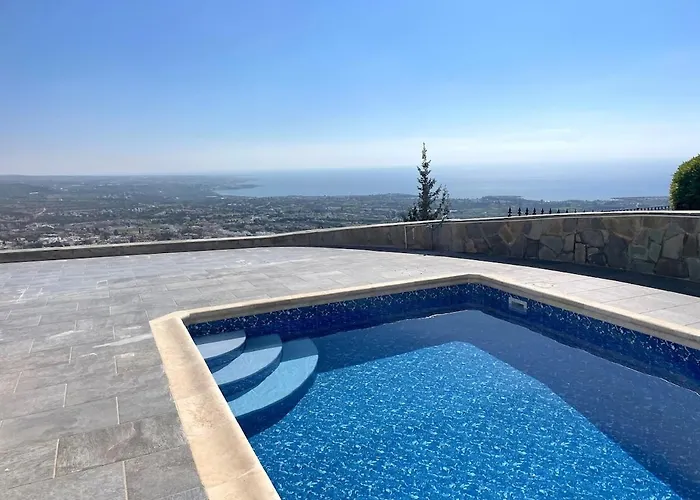 Stunning Sea View And Pool Villa - The View Peyia