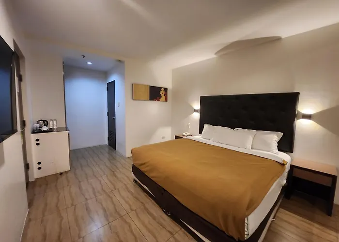 Apollonia Royale Hotel Angeles