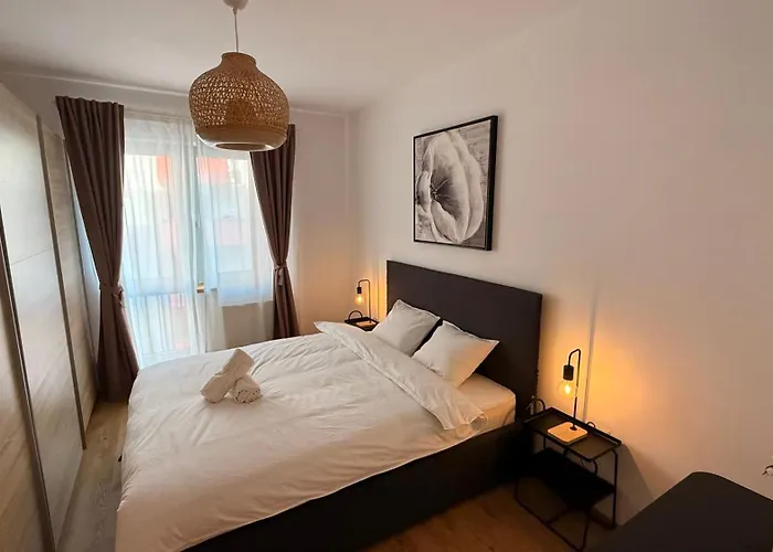 Isg Apartment - Near Carol Park & Unirii Area - Rh Living Bucharest